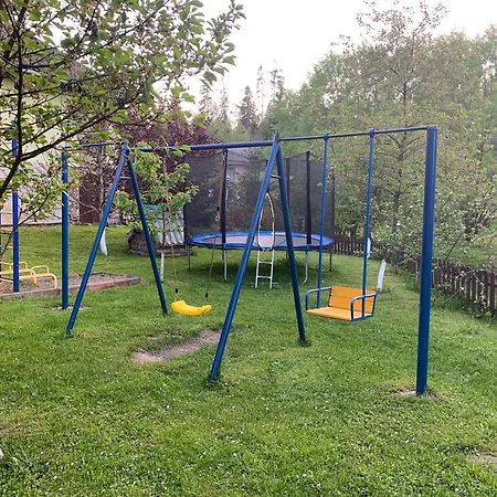 Guest house Lesivykh Slavske