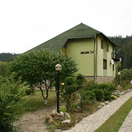 Lesivykh Gasthuis 3*